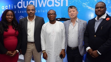 (L-r): Mrs. Taiwo Baju-Adesuyi, product manager, Washing Machine, Kumar Sunil, director, Consumer Electronics both of Samsung Electronics West Africa, Sydney Onumajulu, managing director, Fotobrush, Nigeria Limited, Brovo Kim, managing director, Samsung Electronics West Africa and Chuck Ofoma, head, Channel Management, Consumer Electronics, at the Launch of Samsung Activ DualWash Washing Machine Your One-Stop Laundry Solution with a Sink at the weekend.